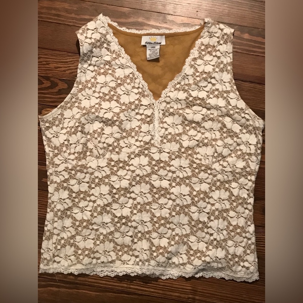 lace top / size l